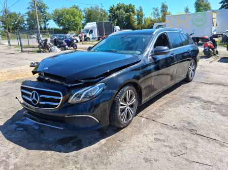 Mercedes-Benz 2020 - zdjęcie 2