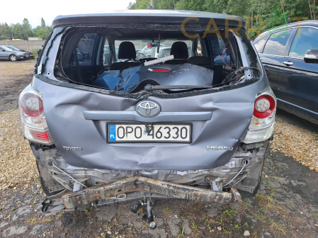 Toyota 2010 - zdjęcie 5