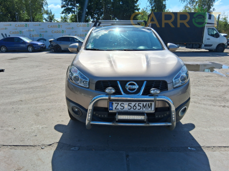 Nissan 2011
