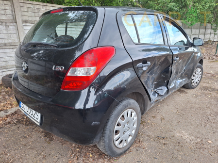 Hyundai 2010 - zdjęcie 6