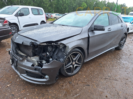 Mercedes-Benz 2013 - zdjęcie 2