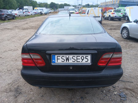 Mercedes-Benz 1999 - zdjęcie 5